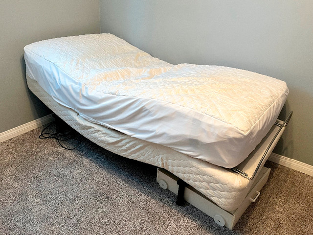 Sealy Pocket-coil Adjustable Therapeutic Bed | Beds & Mattresses | Winnipeg  | Kijiji