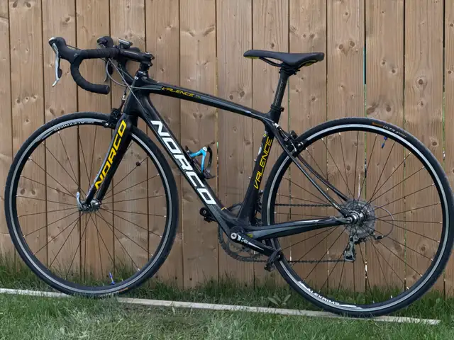 Like new Full Carbon  Norco Valence c4 size  48 cm in Road in St. Catharines - Image 3
