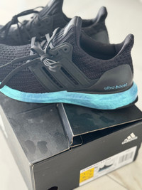 Adidas ultra boost black/blue