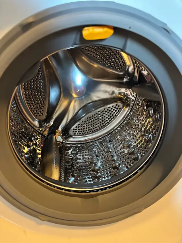 LG Washer & Whirpool Dryer in Washers & Dryers in Winnipeg - Image 5