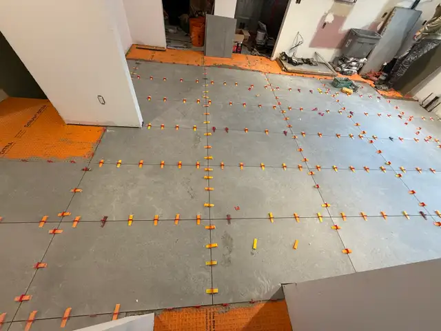 Tile Installer 585100375098009604