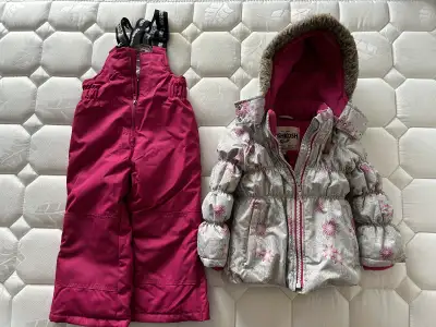 OshKosh B'gosh Girls 4T Winter Snowsuit, View more