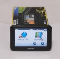 Garmin nuvi GPS in mint condition
