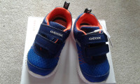 Geox Brand new boys shoes size 7 (EU 23)