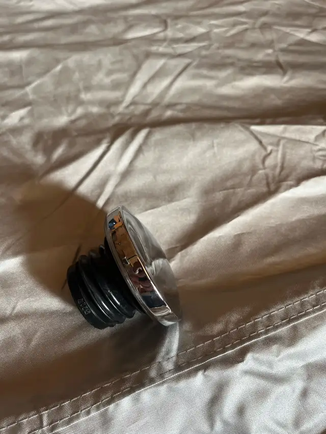 2008 Harley Davidson, sportster parts and accessories in Motorcycle Parts & Accessories in Ottawa - Image 9