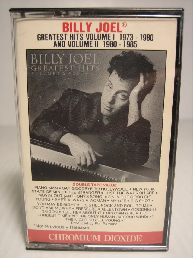 BILLY JOEL - GREATEST HITS VOLUME 1 AND VOLUME 2 CASSETTE TAPE in Arts & Collectibles in London - Image 9