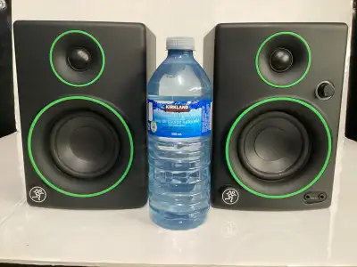 MACKIE CR3 PORTABLE COMPACT CREATIVE REFERENCE STUDIO MONITORS, View more