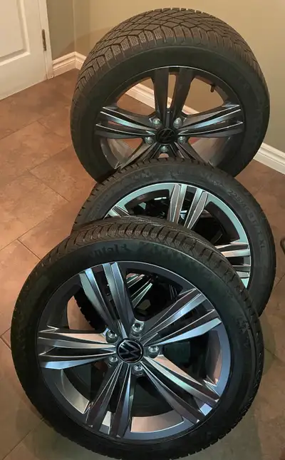 OEM VW 225/45/17 Alloy M+S Wheels R-line Jetta gun metal rims. Bolts are 5x112. Premium Continental...
