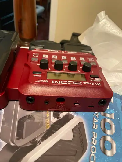 Zoom Bass Effects Pedal, View more