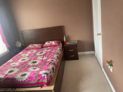 Private room for rent girl, utility included