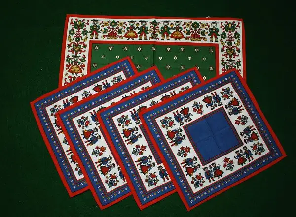 Austrian folk linen and other collectibles in Home Décor & Accents in Ottawa - Image 8