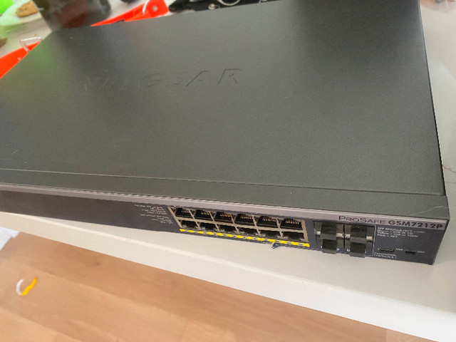 Netgear prosafe gsm7212p switch in Networking in City of Toronto