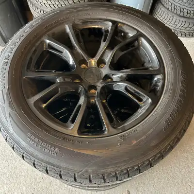 Dunlop Winter Maxx SJ8 Off a Chrysler Pacifica Size: 245/60R18 Center Bore / Hub Bore: 71.6 mm Bolt...