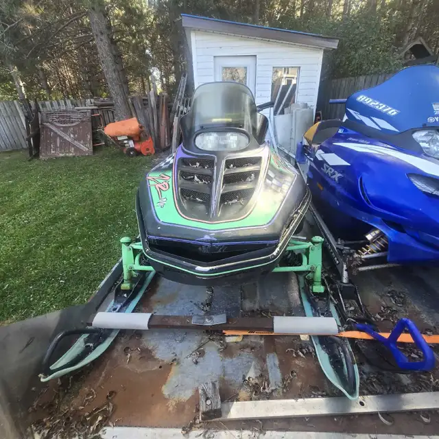 1994 zr700 in Snowmobiles in Sudbury - Image 2