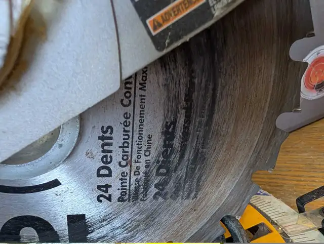 Ryobi Miter Saw in Power Tools in City of Toronto - Image 6