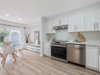 3 Beds 2 Baths Fully Renovated Townhome in Barrie for Sale
