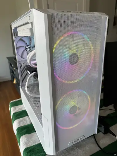 White Modern Custom Gaming PC - Ryzen 7700X and RTX 3070, View more