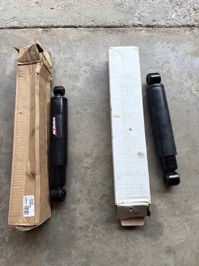 Have for sale 2 shocks. 1 front and 1 Rear. Never used. $100.00 for both! Fits what vehicles: 1992-1...