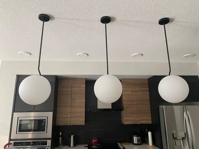 Certified electrician 63417618818817122