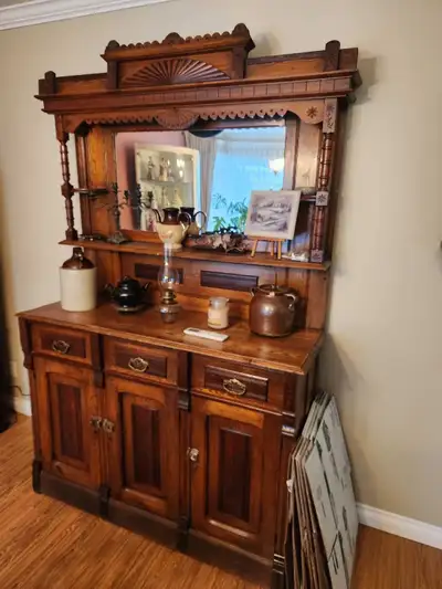 Buffet antique, View more