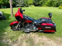 2010 Harley Street Glide Twin cam 6 speed $12,500 or best offer