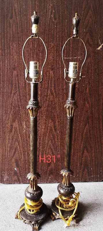 Table lamps,floor lamp in Indoor Lighting & Fans in Markham / York Region - Image 10