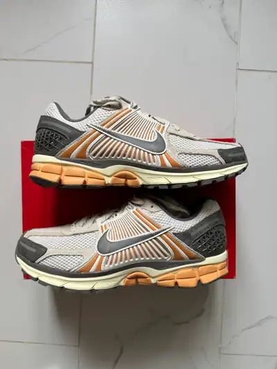 Nike Vomero 5, View more