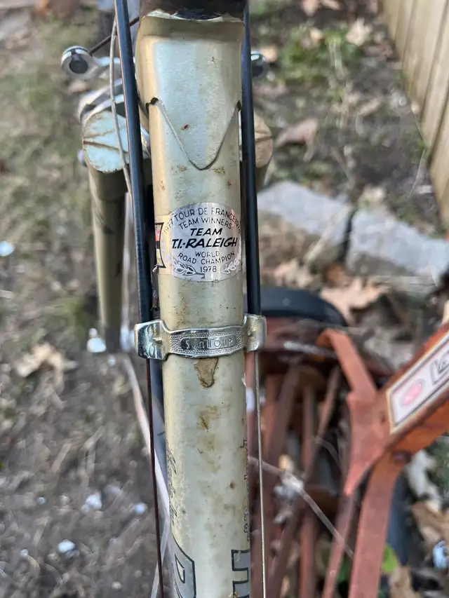 F/S 56" Vintage Raleigh Touring Road Bike63347538199169121