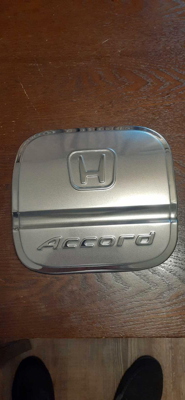 2008-2012 Honda accord in Other Parts & Accessories in Hamilton - Image 2