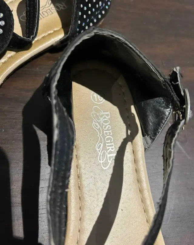 Rosegirl size 10 sandals  in Women's - Shoes in London - Image 3