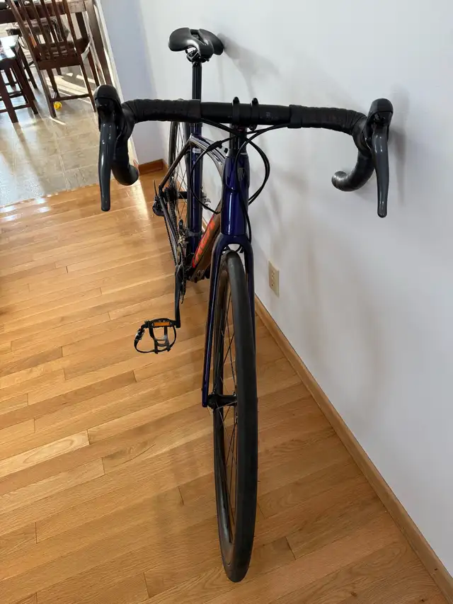 Trek Road Bike in Road in Thunder Bay - Image 4