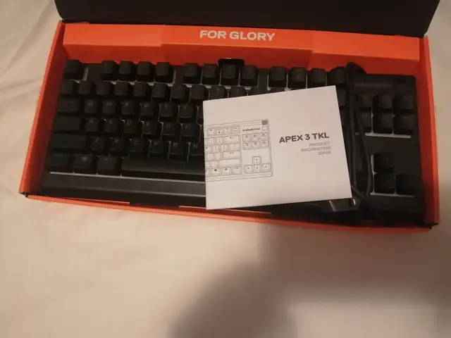 Clavier  Apex 3 TKL comme neuf in Mice, Keyboards & Webcams in City of Montréal - Image 4