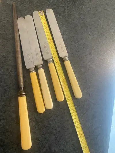 vintage Keenerkut Sheffield 4 knives& sharpener with bone handle, View more