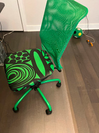 Chaise de bureau enfant IKEA