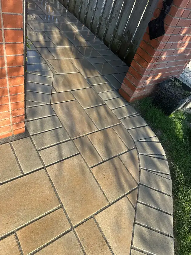 interlocking bricks & retaining walls 432473117159608321