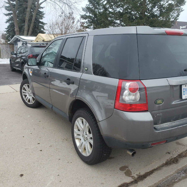 2008 Land Rover LR2 in Cars & Trucks in Cambridge - Image 3