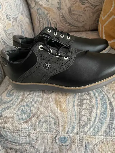 Women’s golf shoes, View more