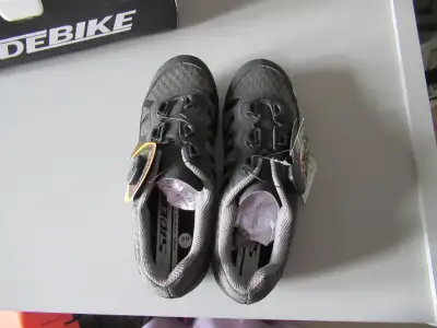 D2 cycling shoes hot sale