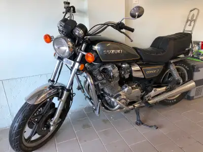 Magnifique Suzuki GS1000L 1981, Vintage - 100% d'origine en exceptionnelle condition, seulement 26,6...