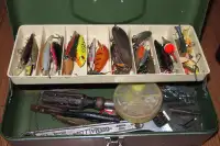 $150 Vintage 1950s Old Pal fishing tackle box fully loaded lures
