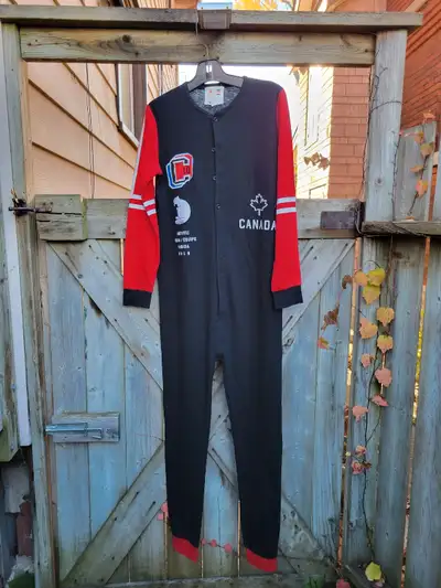 These Hudson Bay Olympic underwear marketed by Drake General store are in great shape. They have a r...