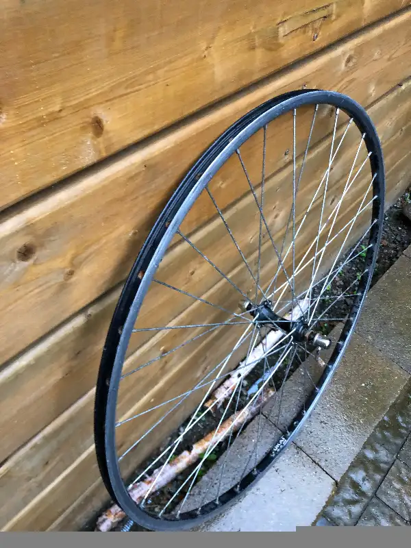 700C quick release front tire rim UKAI made in Japan $40 in Frames & Parts in City of Toronto - Image 4