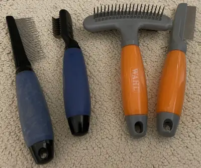 PET COMBS - 2 PIECE SETS, View more