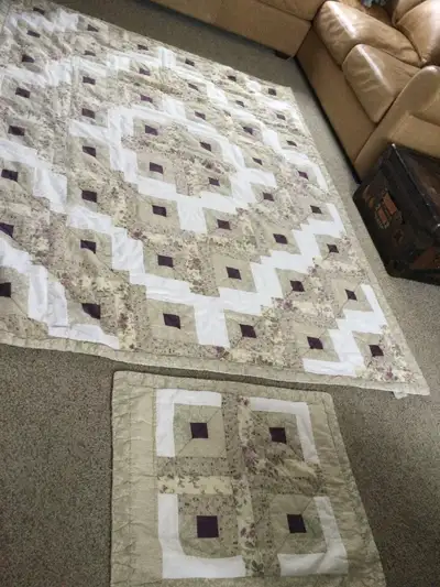 Twin Quilt and Pillow Sham, View more
