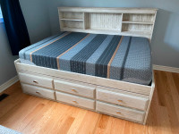 Double Bed Mattress - Zedbed - Plush - like new