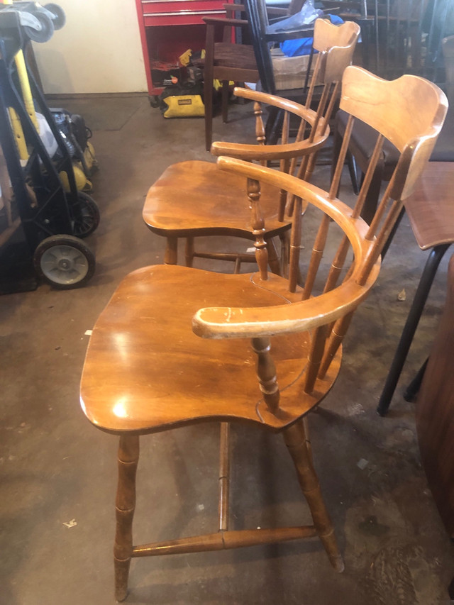 2 Midcentury Windsor accent chairs  in Chairs & Recliners in Calgary - Image 2