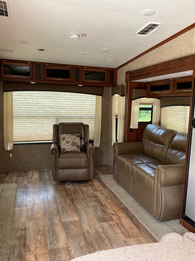 Jayco 5th wheel RV trailer RVs & Motorhomes Owen Sound Kijiji