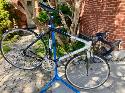 Trek 5000 carbon road bike - 58cm (large), View more