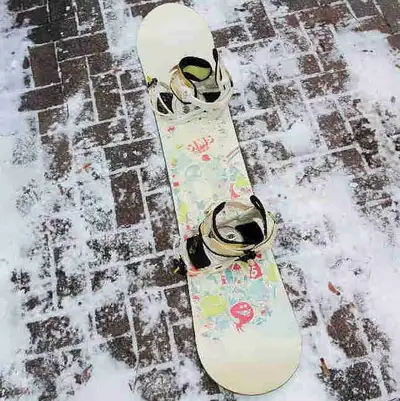 132cm Sims Snowboard K2 Bindings Good condition