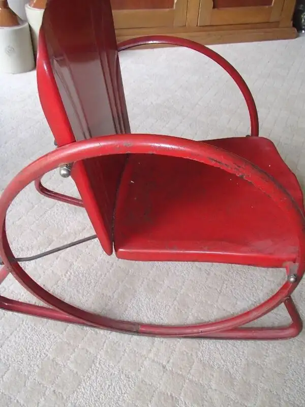 Vintage Mid Century Art Deco Child Metal Rocking Chair in Arts & Collectibles in Oshawa / Durham Region - Image 3